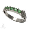 Anillo de compromiso de Oro Blanco 18k con Esmeraldas Quintillo Trébol de 3 Hojas www.pabloarielcanete.com