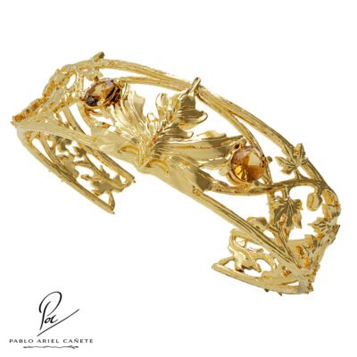 Brazalete Botánico tipo esclava de oro amarillo 18k con citrinos hojas de vid www.pabloarielcanete.com
